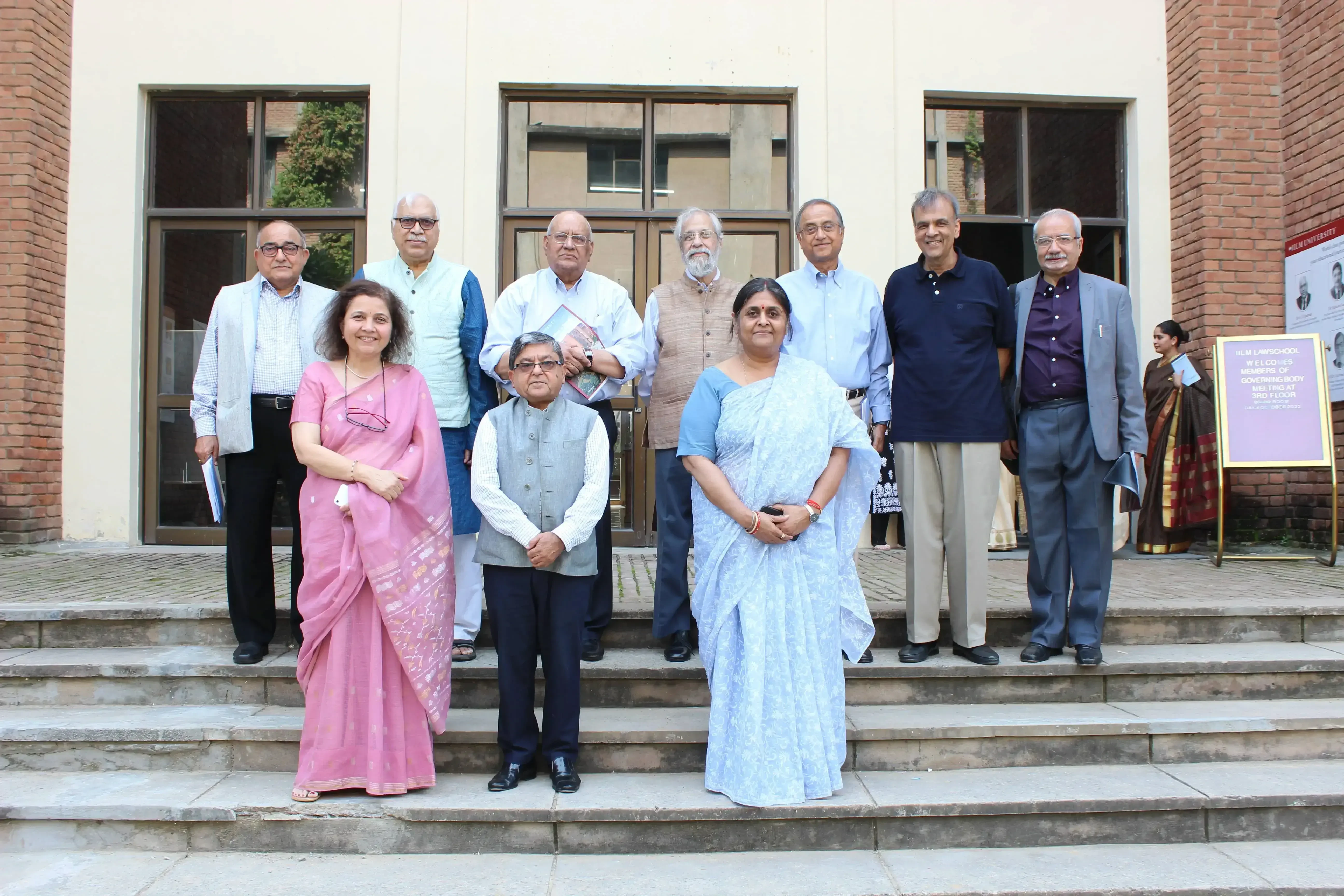 10_Governing body banner